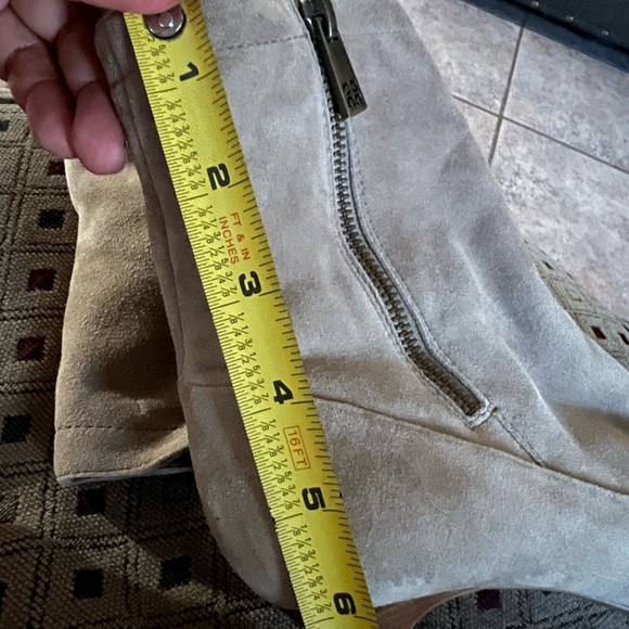 Coach Sede Ankle Boots Foldover Heeled Booties shoes EST 1041 | Size:7.5 B| - Picture 5 of 11